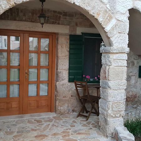 Dvori Svetog Mihaela Apartment Sibenik Bagian luar foto